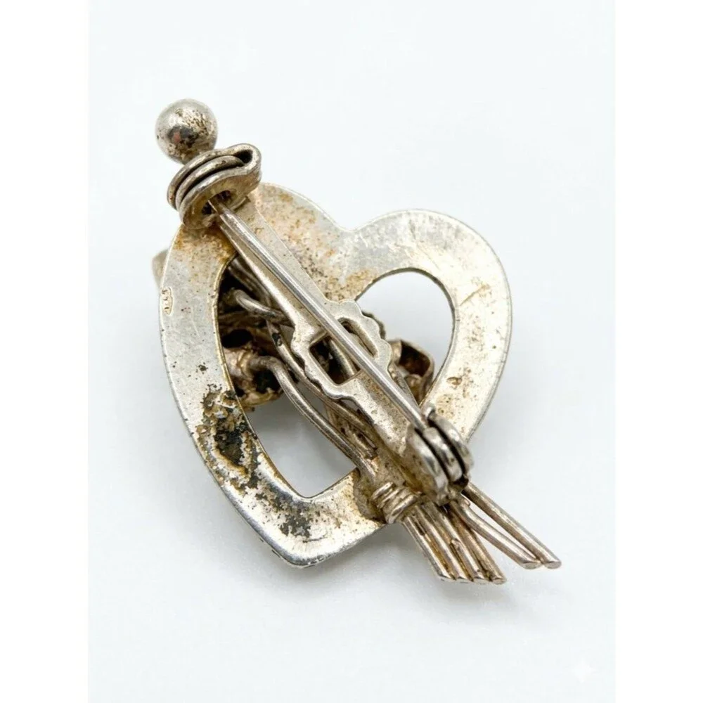 Vintage Mid-Century Rhinestone Enamel Rose Bouquet Heart Brooch Pin Grannycore